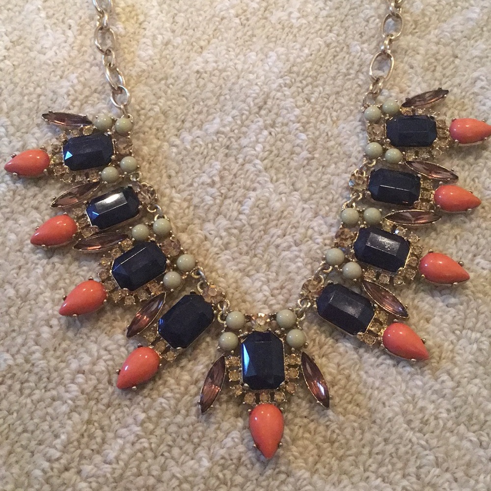 Francesca’s Necklace! Like New!